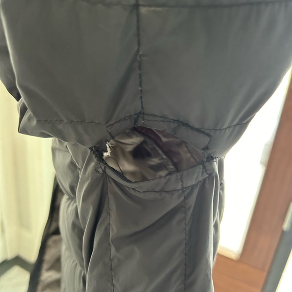 The men's black Parajumpers Ugo Jacket. - Picture 13 of 16